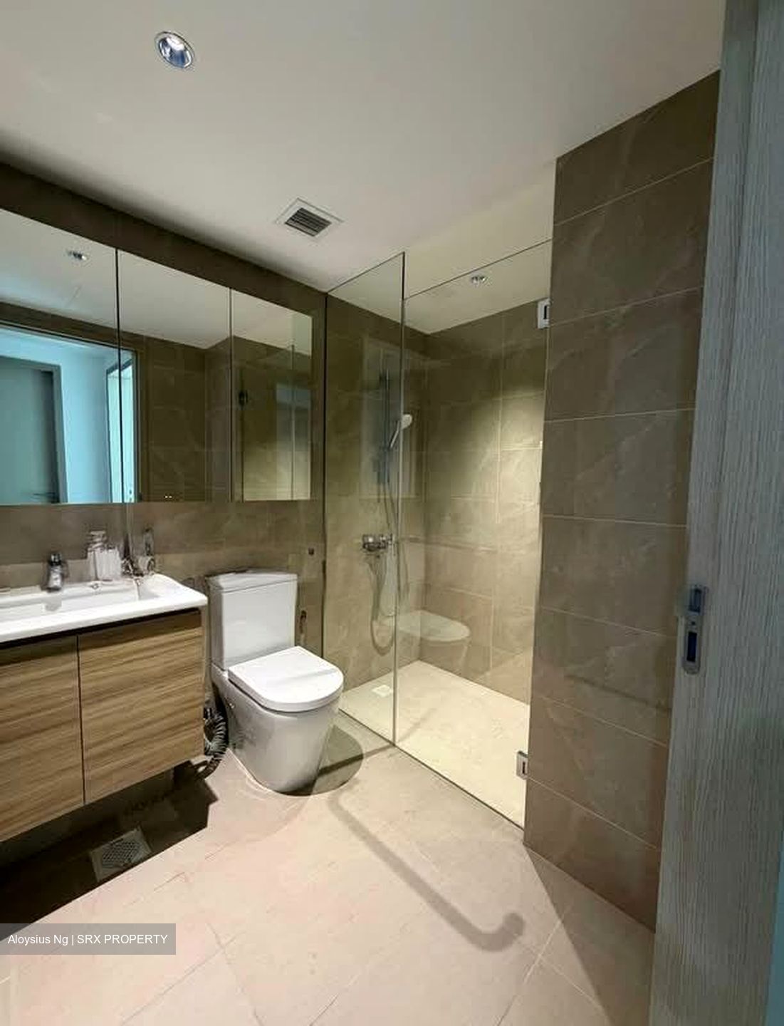 Treasure at Tampines (D18), Condominium #563617091